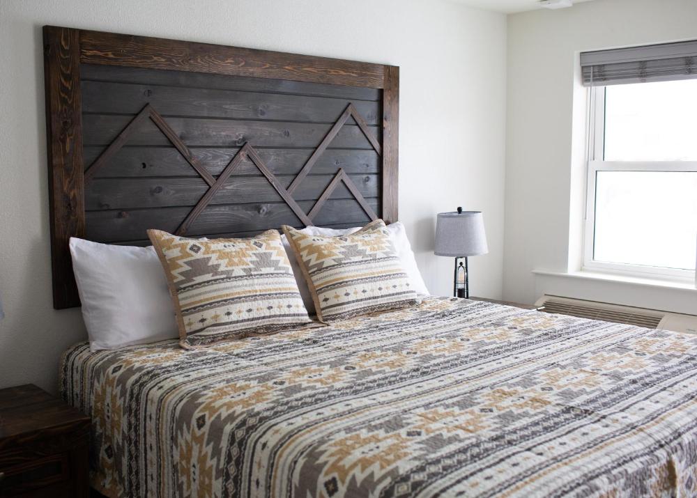 Deluxe King Room interior